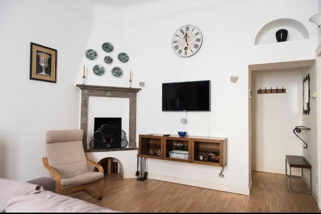 Joivy Classic Flat Near Basilica Di Sant'Ambrogio Apartman Milánó Kültér fotó