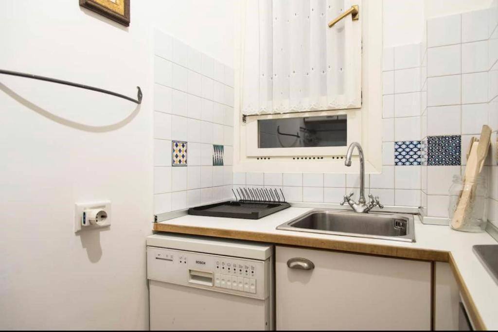 Joivy Classic Flat Near Basilica Di Sant'Ambrogio Apartman Milánó Kültér fotó