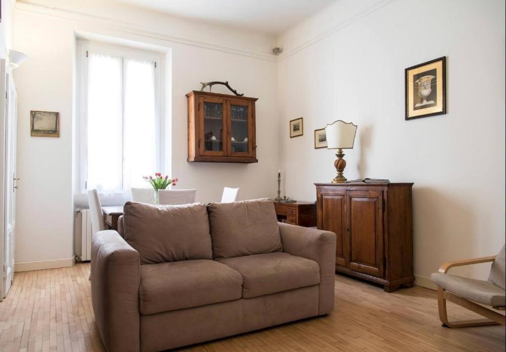 Joivy Classic Flat Near Basilica Di Sant'Ambrogio Apartman Milánó Kültér fotó