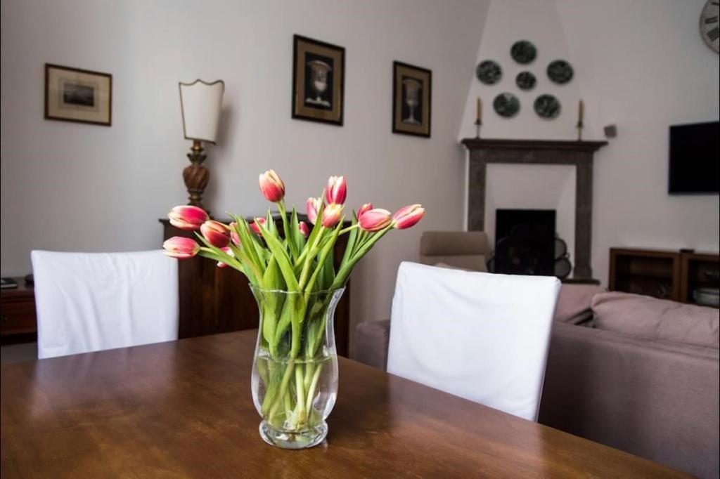 Joivy Classic Flat Near Basilica Di Sant'Ambrogio Apartman Milánó Kültér fotó